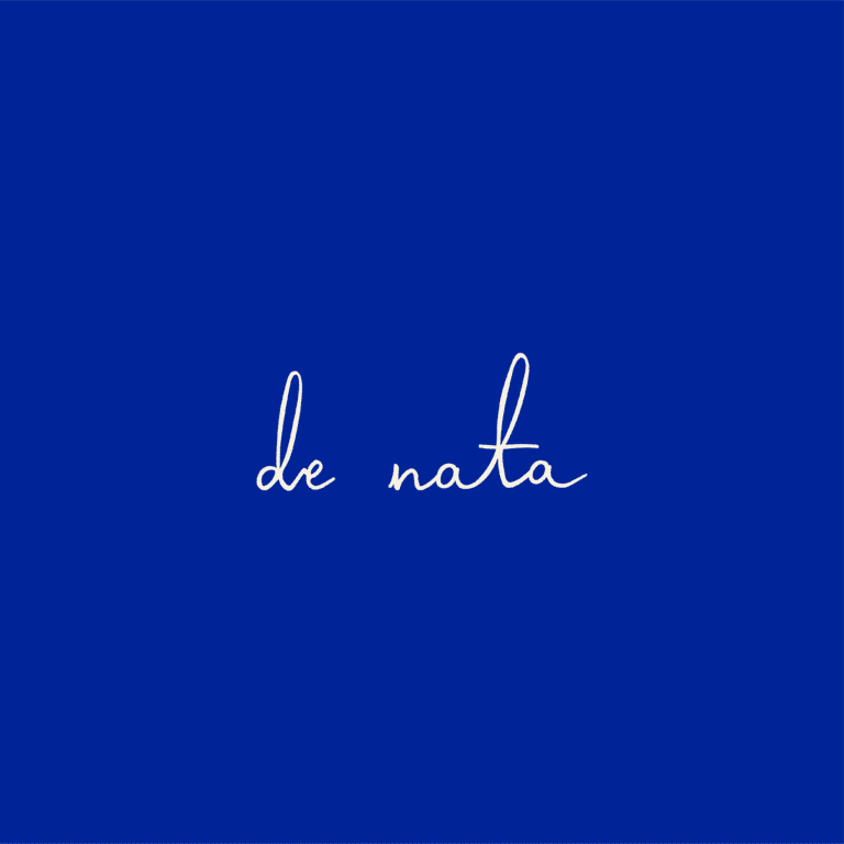de-nata-main-logo-nata-on-azul-cobalto