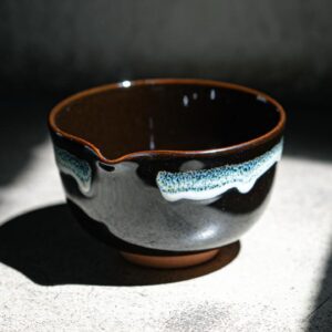 Katakuchi chawan czarny